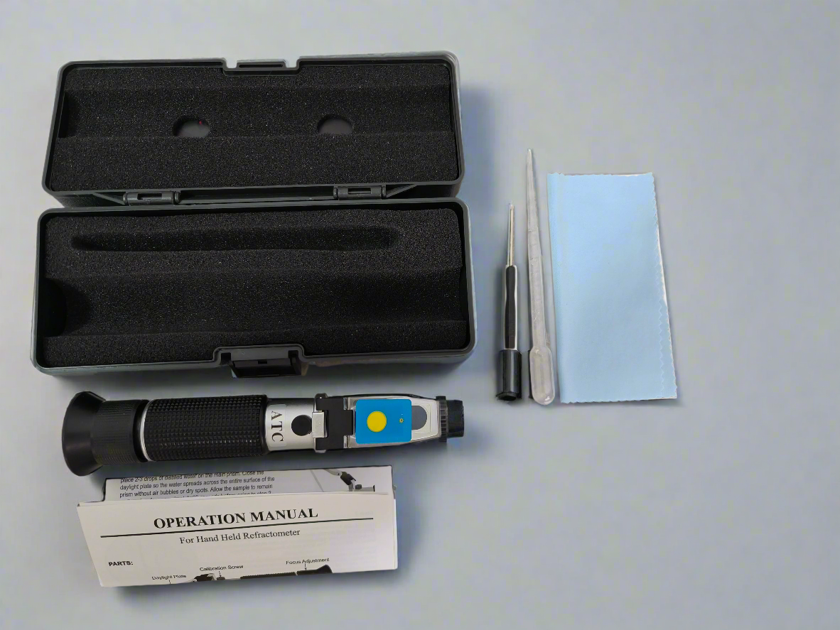 REB-32ATC_LIT 0-32% ATC Handheld Brix Refractometer with Built-in LED light source