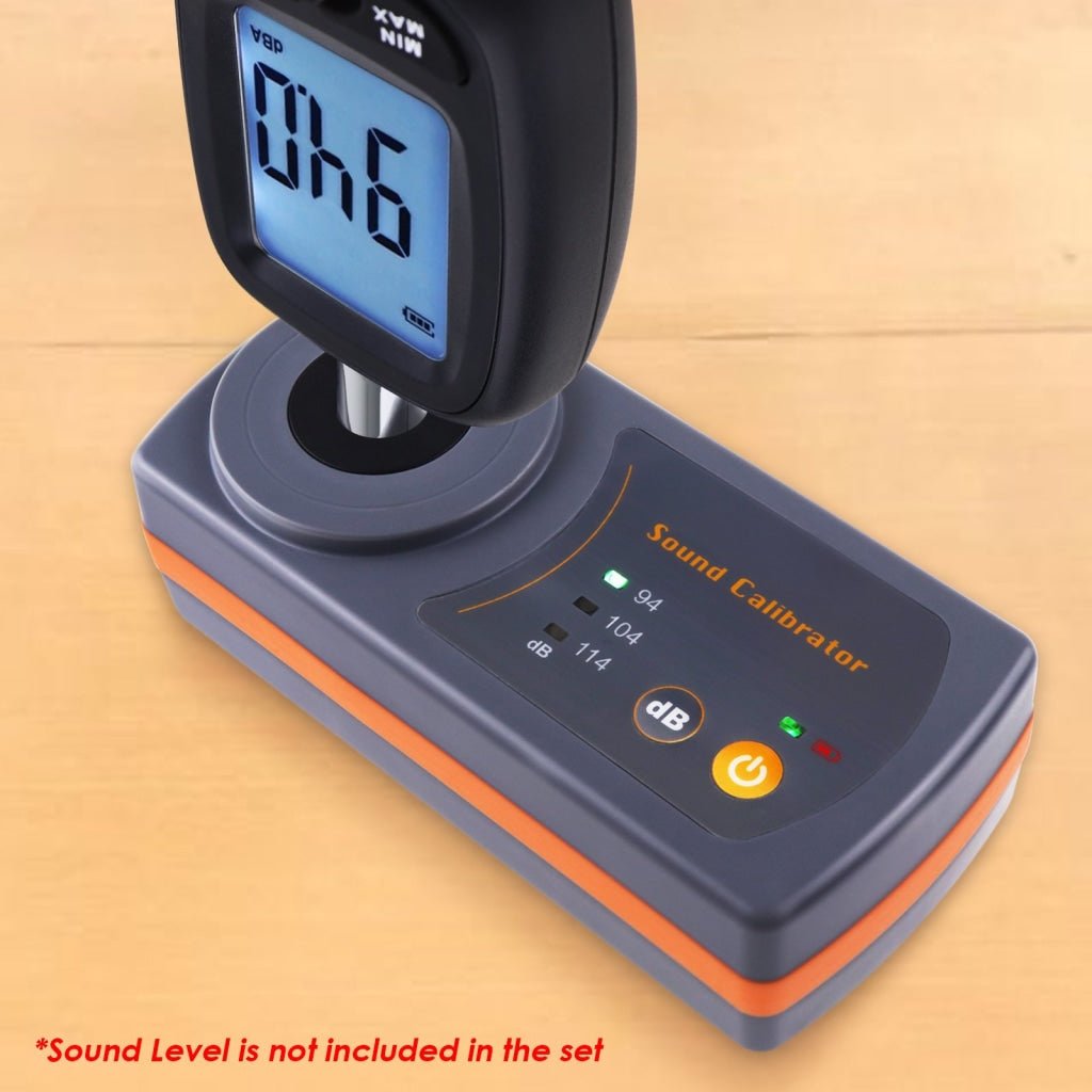 8930B 8930B Compact Sound Level Calibrator 114dB / 94dB / 104dB Calibration Level For 1/2