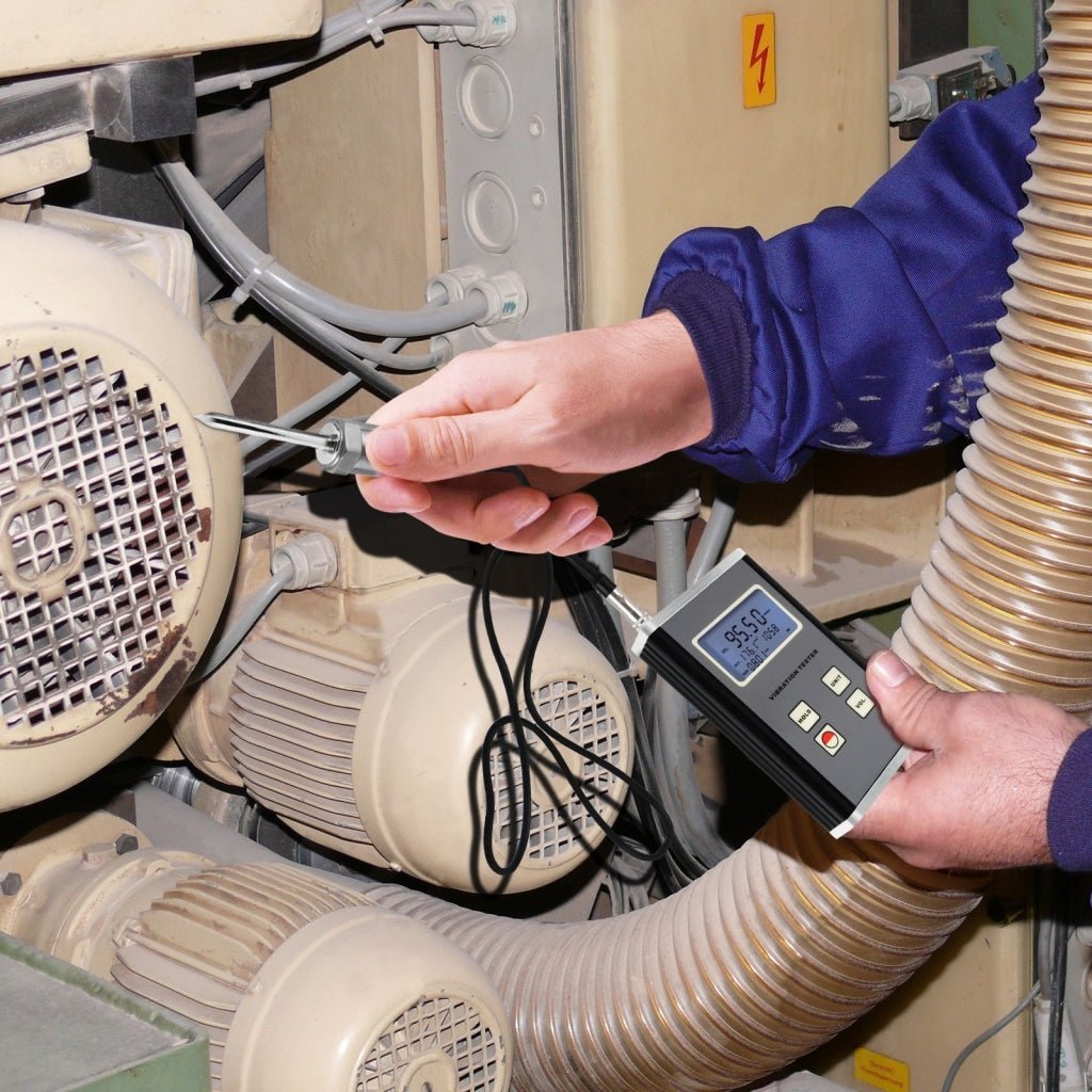 VM-6370 Vibration Meter Piezoelectric Sensor Displacement Velocity